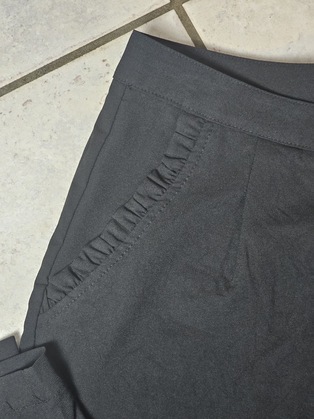 Hosen: pantalon 3/4 Contemplay – Gebraucht aus Cortébert von Maam_Moon 1