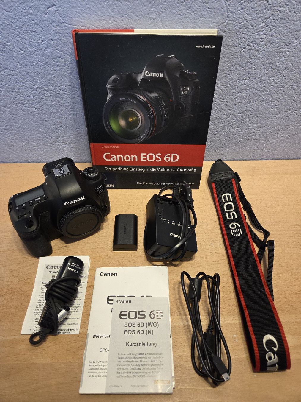 Canon Fotocamera: Canon eos 6D Body mit Zubehör – Usato da Thierachern venduto da bcguggi 1
