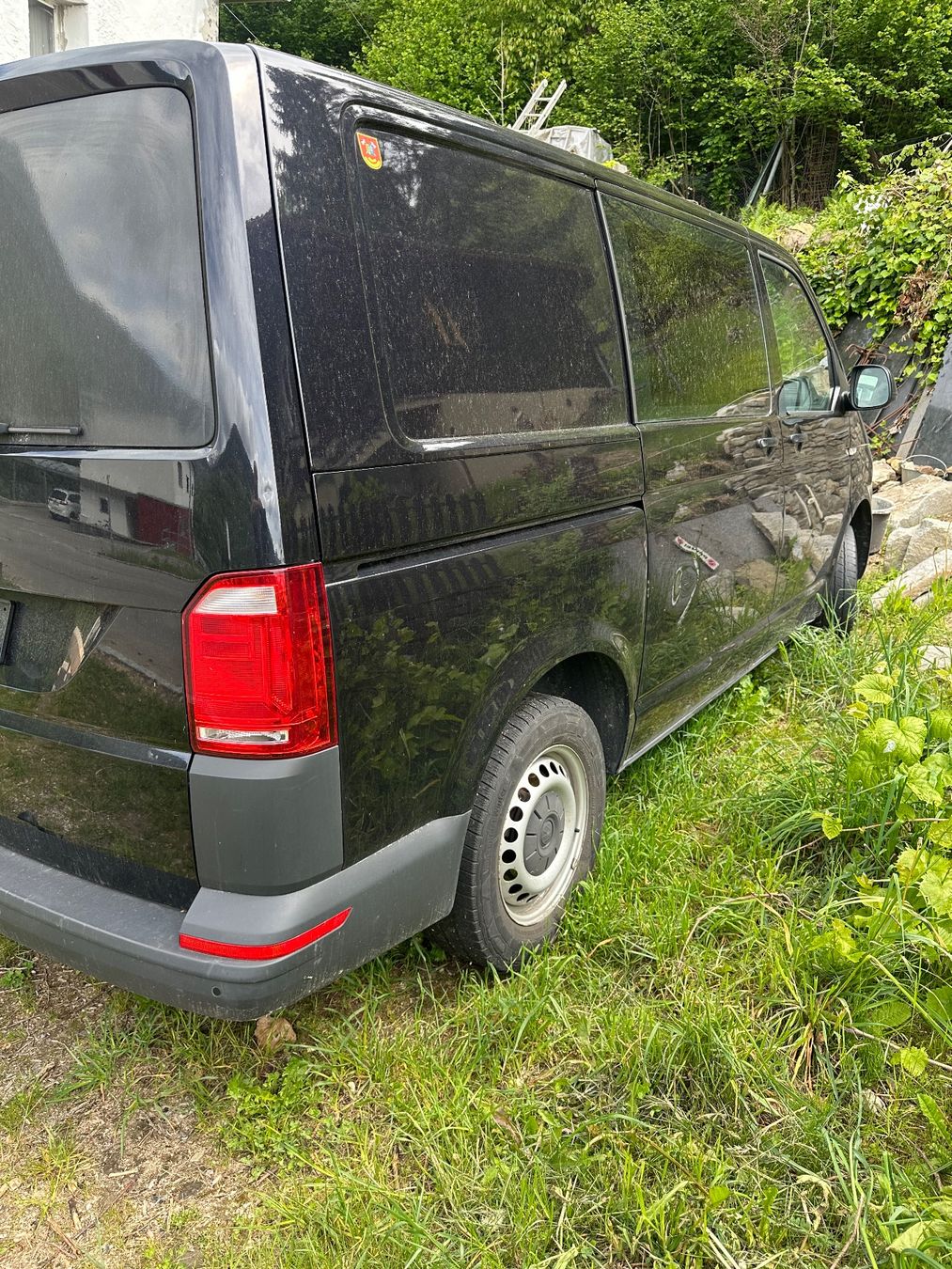 VW Autos: VW Bus T6 Allrad Schalter Diesel – Gebraucht aus Baar von Swordwalhalla 5