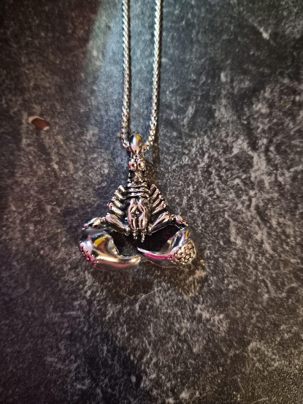 Catenine: collier scorpion – Nuovo (secondo la descrizione) da Senèdes venduto da hen_fw8b