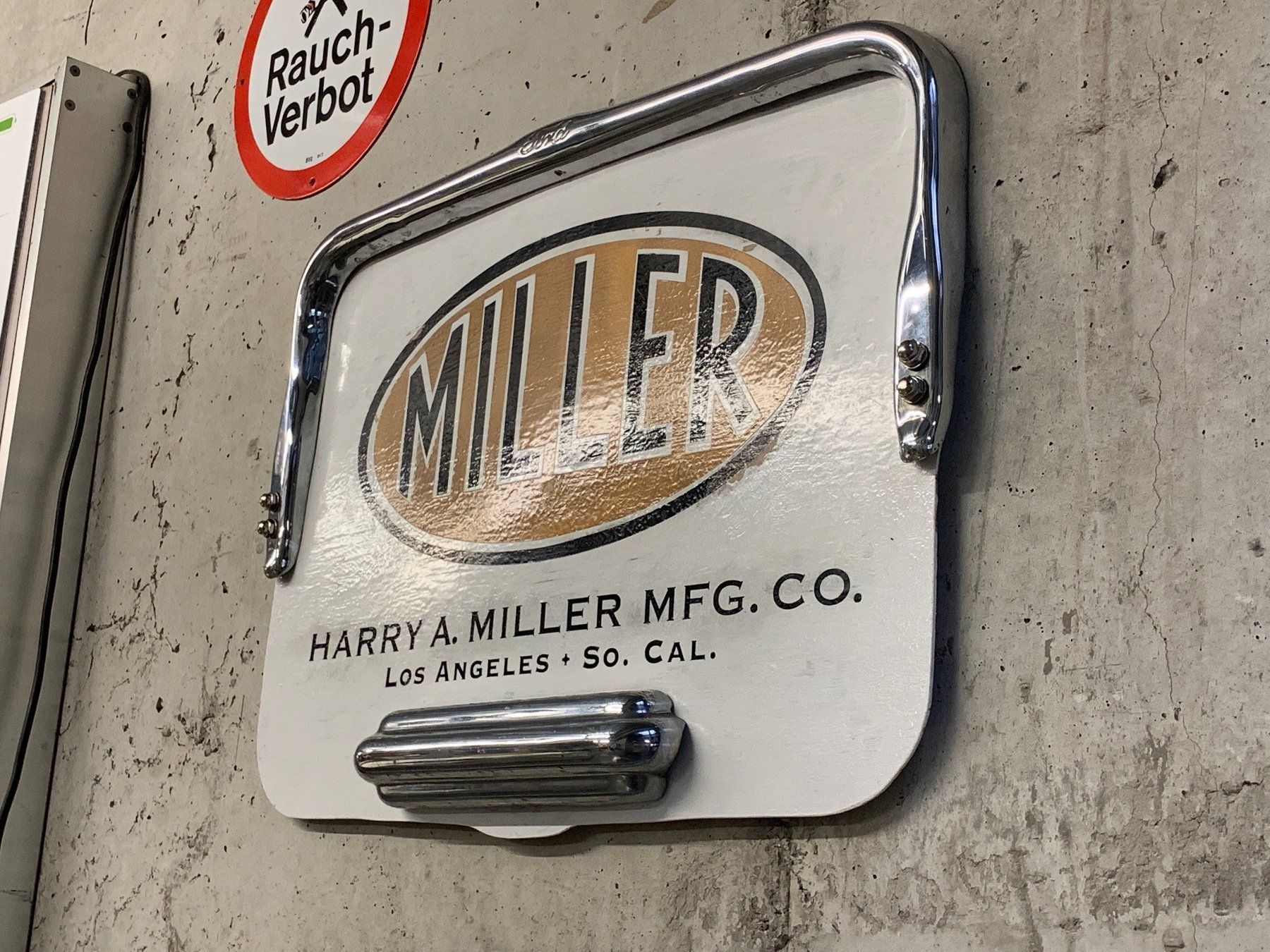 Ford Tutti pezzi di ricambio auto: Oldtimer Ford Grill Guard by Lincoln, Miller Garagentafel – Usato da Ottikon venduto da Hogdog 9