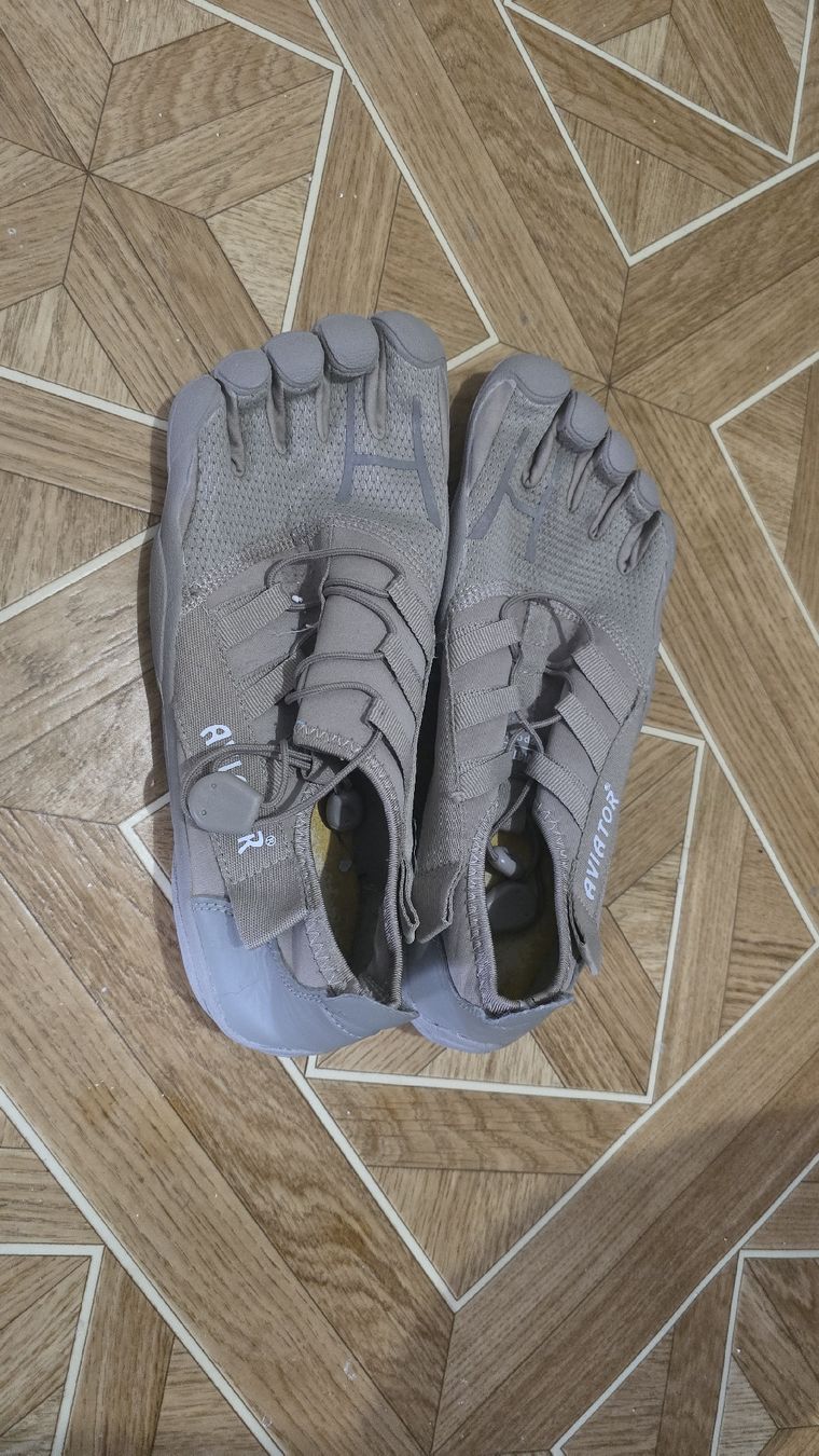 Herrenschuhe: Chaussures pieds nus Aviator taille 43 – Gebraucht aus Mont-sur-Lausanne von Didinho 3