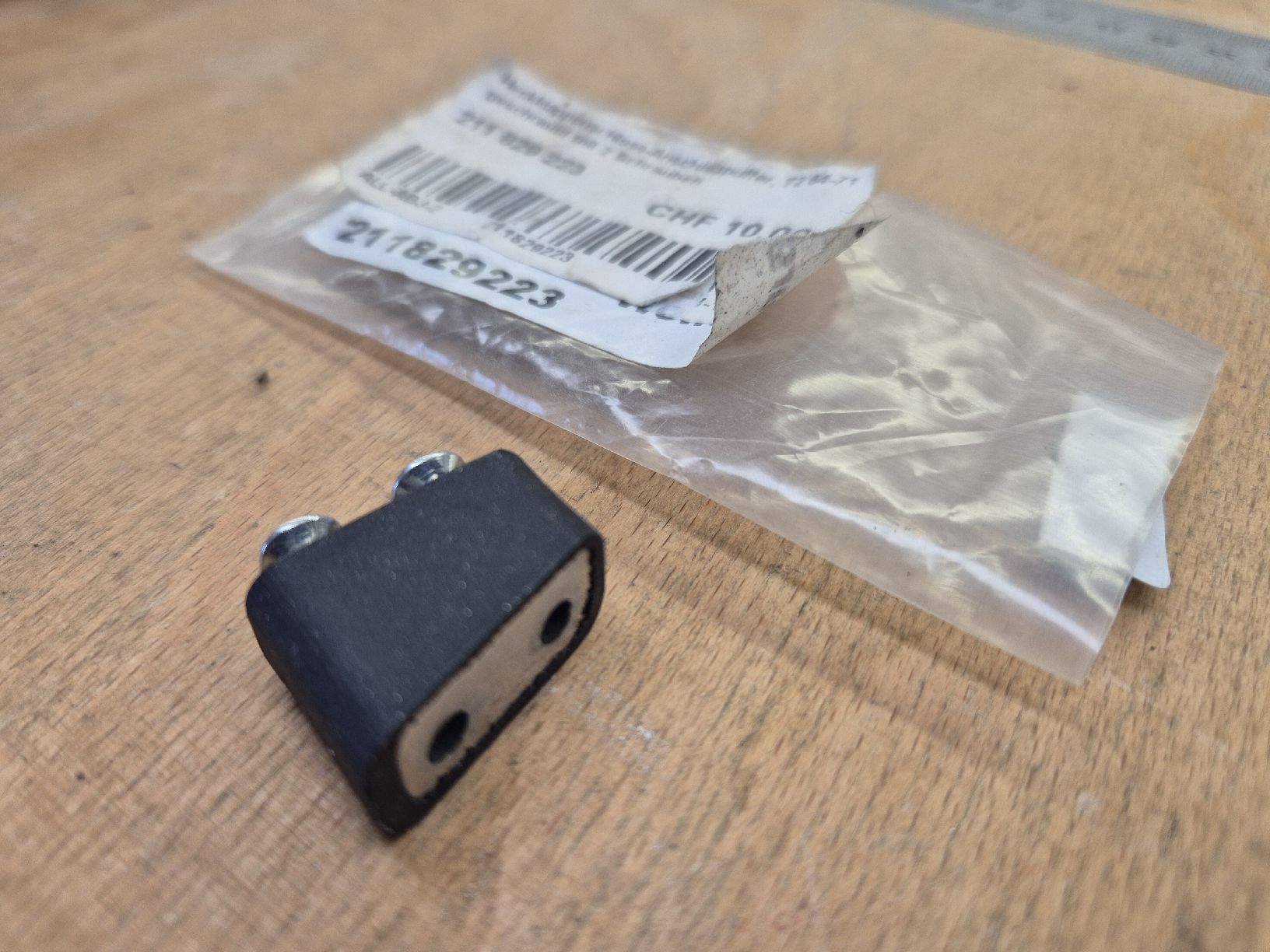 VW Toutes les pièces auto: VW T2 Puffer Heckklappe – Neuf avec emballage d'origine à Eschenbach SG par Samsi85 1