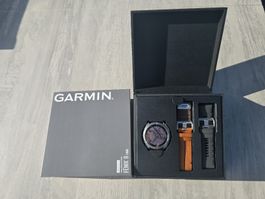 GARMIN FENIX 8 51 SAPPHIRE AMOLED TITAN LEDER NEUWERTIG
