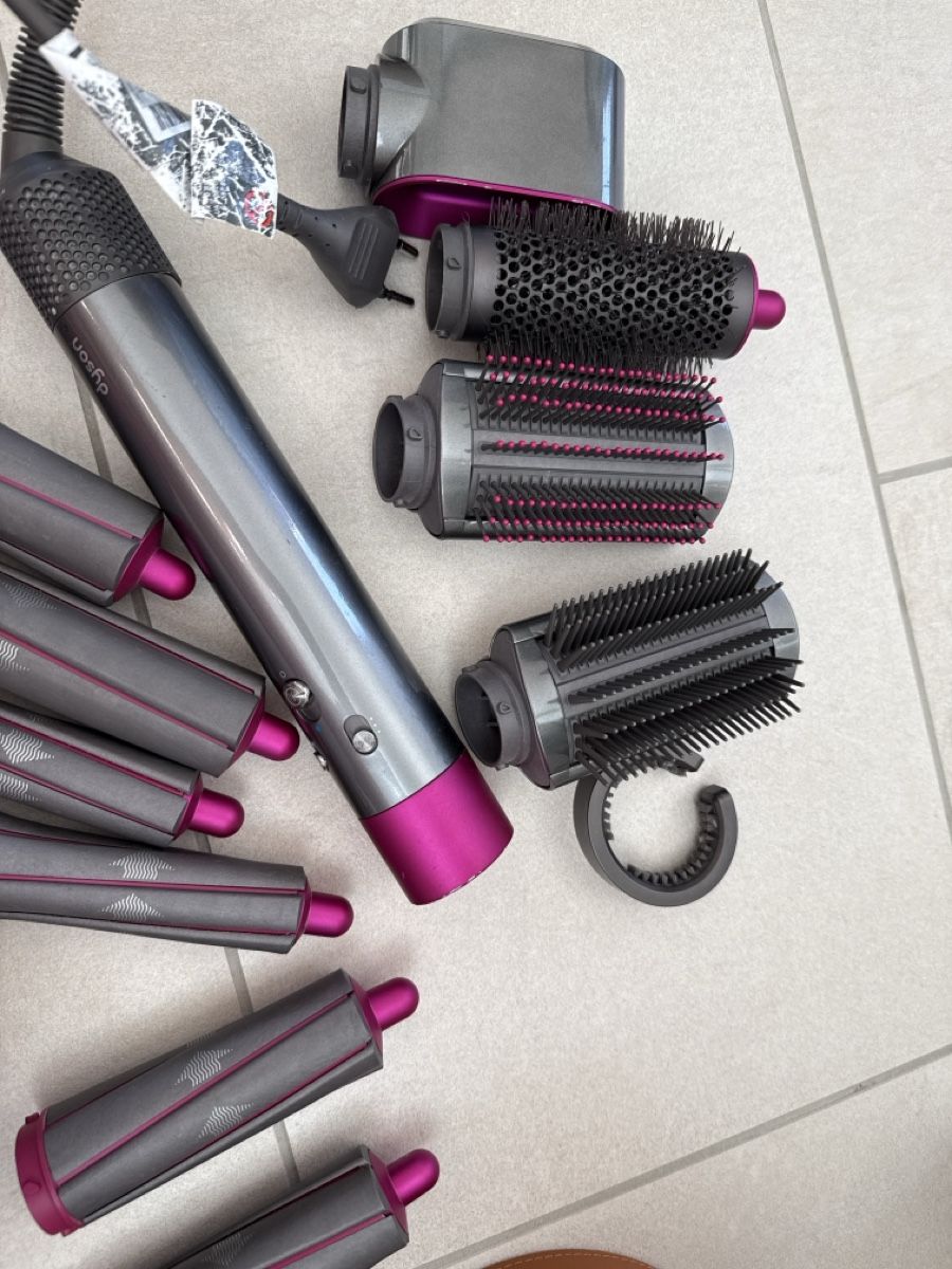 Dyson Föhn: Dyson Airwrap Complete styler mit Zubehör und Box – Gebraucht aus Küssnacht am Rigi von edo_7ww7