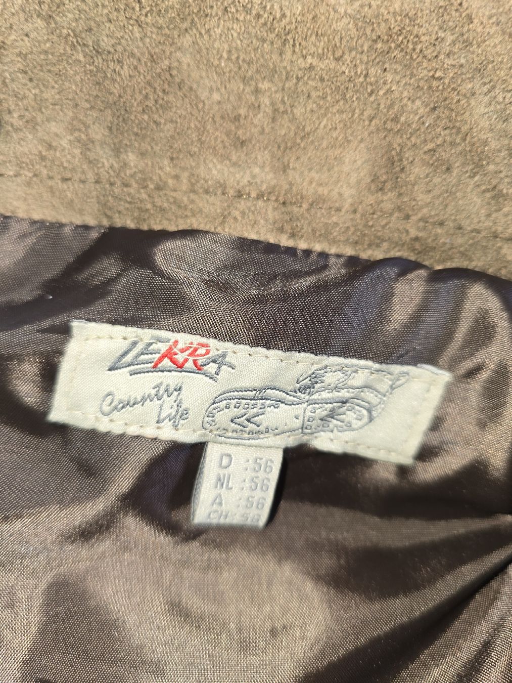 Pantaloni: Pantalone uomo vera pelle – Nuovo (secondo la descrizione) da calpiogna venduto da dadalter 7