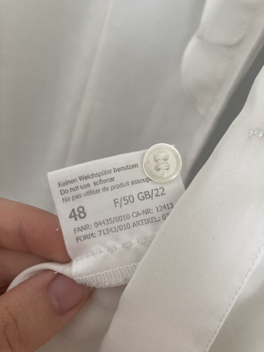 Camicette: Bluse oversized  – Usato da Wädenswil venduto da Minou_ql76 2