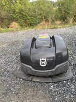 Husqvarna Automower 105inkl.Chromstahl-Garage & Ladestation