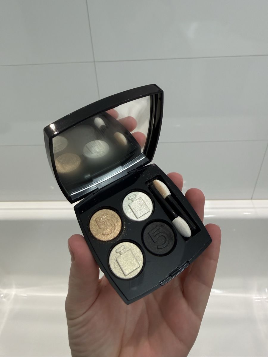 Chanel Make-up: Chanel Eyeshadow Trio limited edition gold – Gebraucht aus Zug von sschnide92