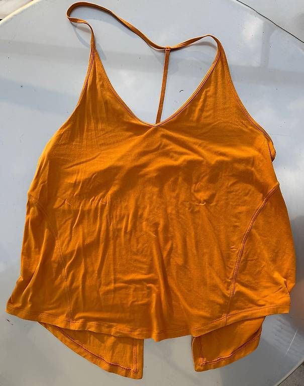 Top: Lulu lemon yoga Top – Usato da Zollikon venduto da Chr_qb72 1