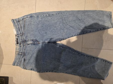 Marc Cain Jeans, Grösse 36, neuwertig für den Frühling!
