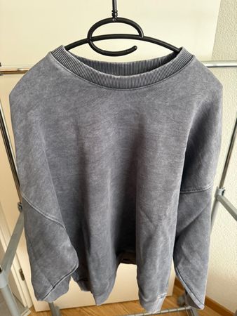 Grauer Bershka Vintage Look Pullover, Top Zustand, Gr. M