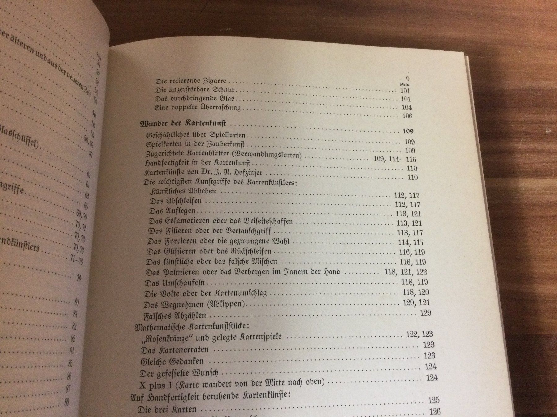 Attrezzi da lavoro: Antikes Buch : Das Wunderbuch der Zauberkunst – Usato da Wangen SZ venduto da kuriosum12 3