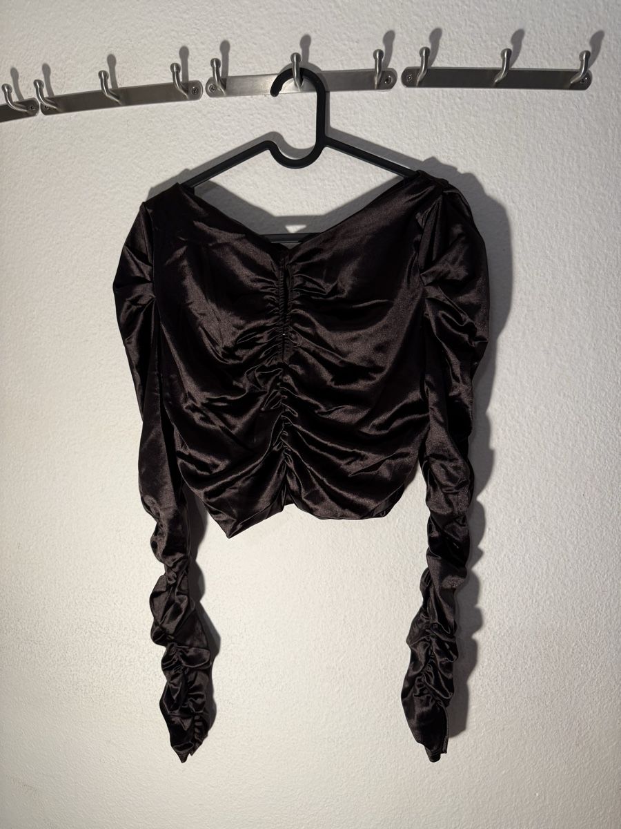 H&M Top: Oberteil – Usato da Zürich venduto da joe_9lm9 2