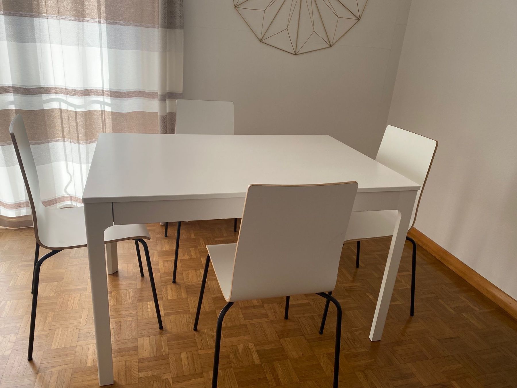 Ikea Tavoli: Weiss Tisch – Usato da Schaffhausen venduto da ila_5fy7 1