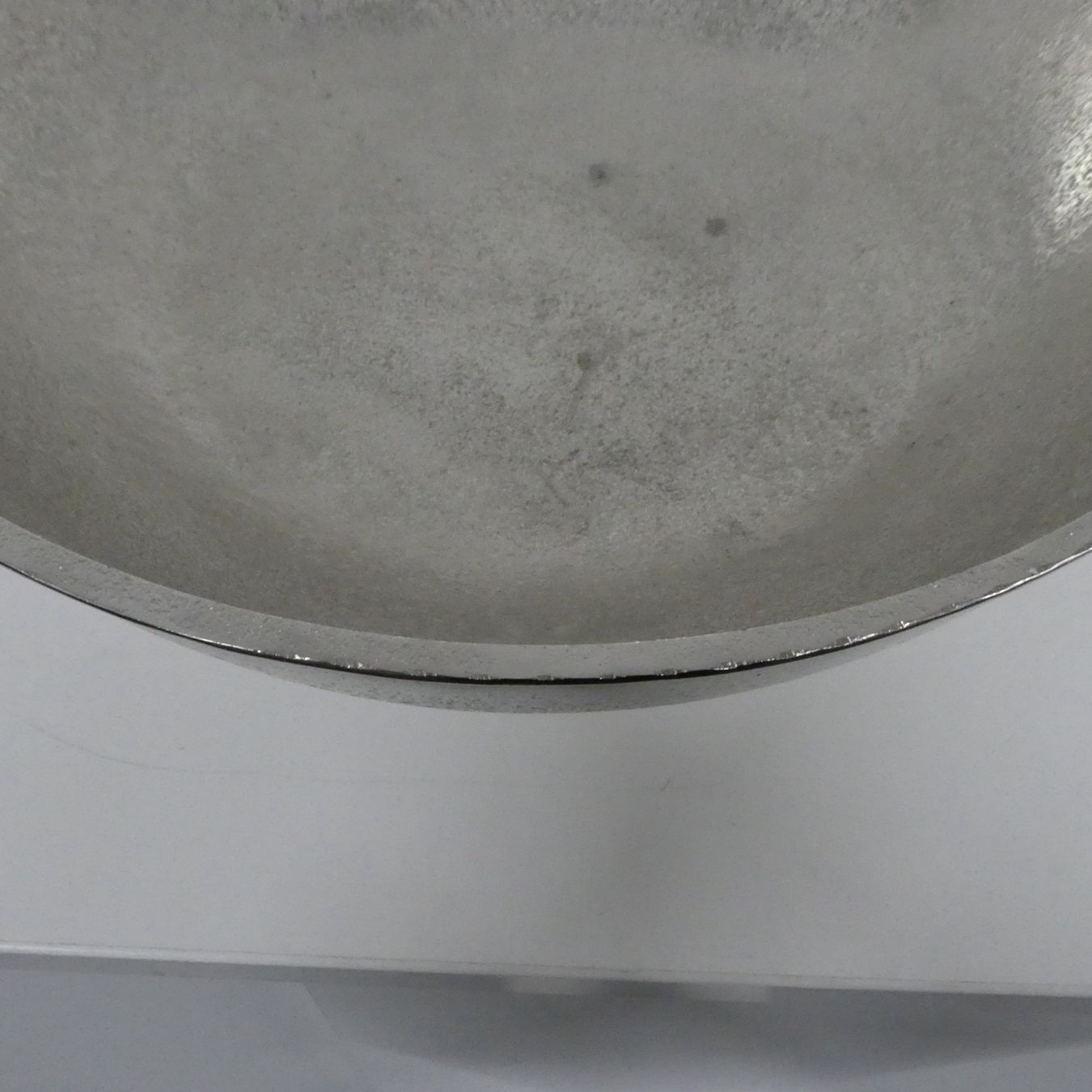 Migros Tutte le decorazioni: Grosse Dekoschale Aluminium 44.5x17 – Usato da Volketswil venduto da brockipfannenstil 4