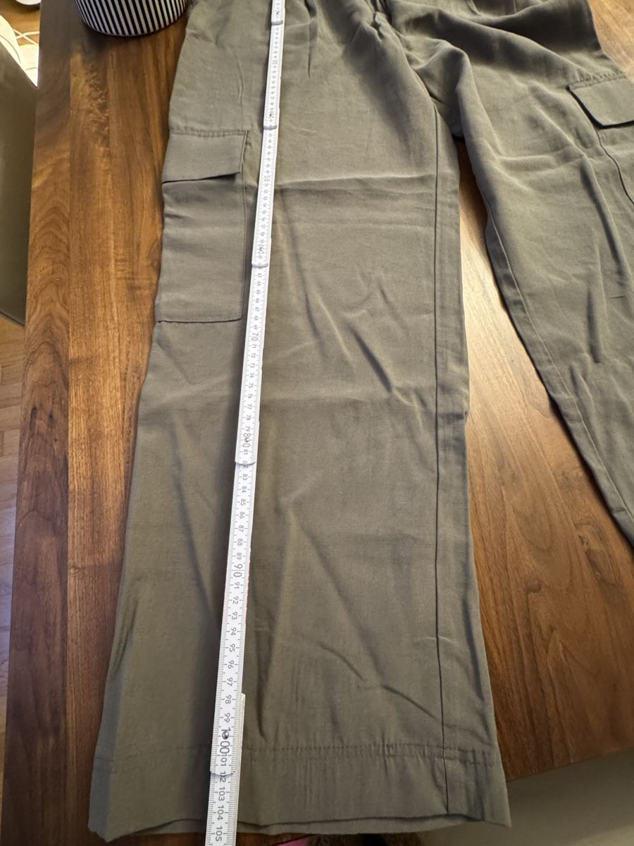 H&M Pantaloni: H&M khaki hose gr.46 - neu – Nuovo (secondo la descrizione) da Zürich venduto da yas_7vdk 3