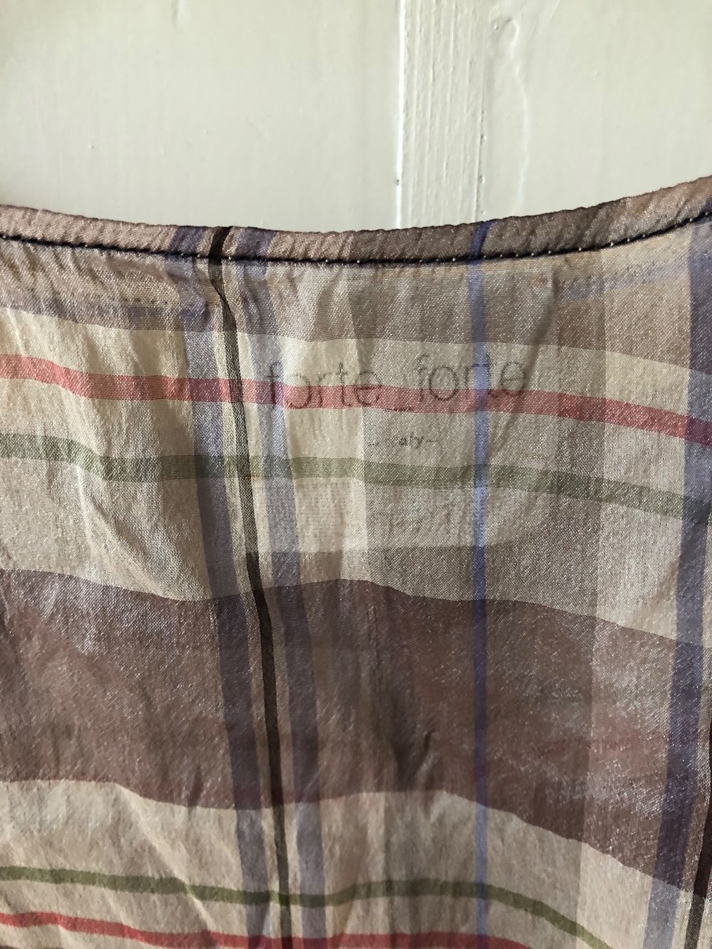 Tops: Haut FORTE FORTE 38/40 soie – Neuf avec emballage d'origine à Arnex-sur-Orbe par cameleonfringant 1