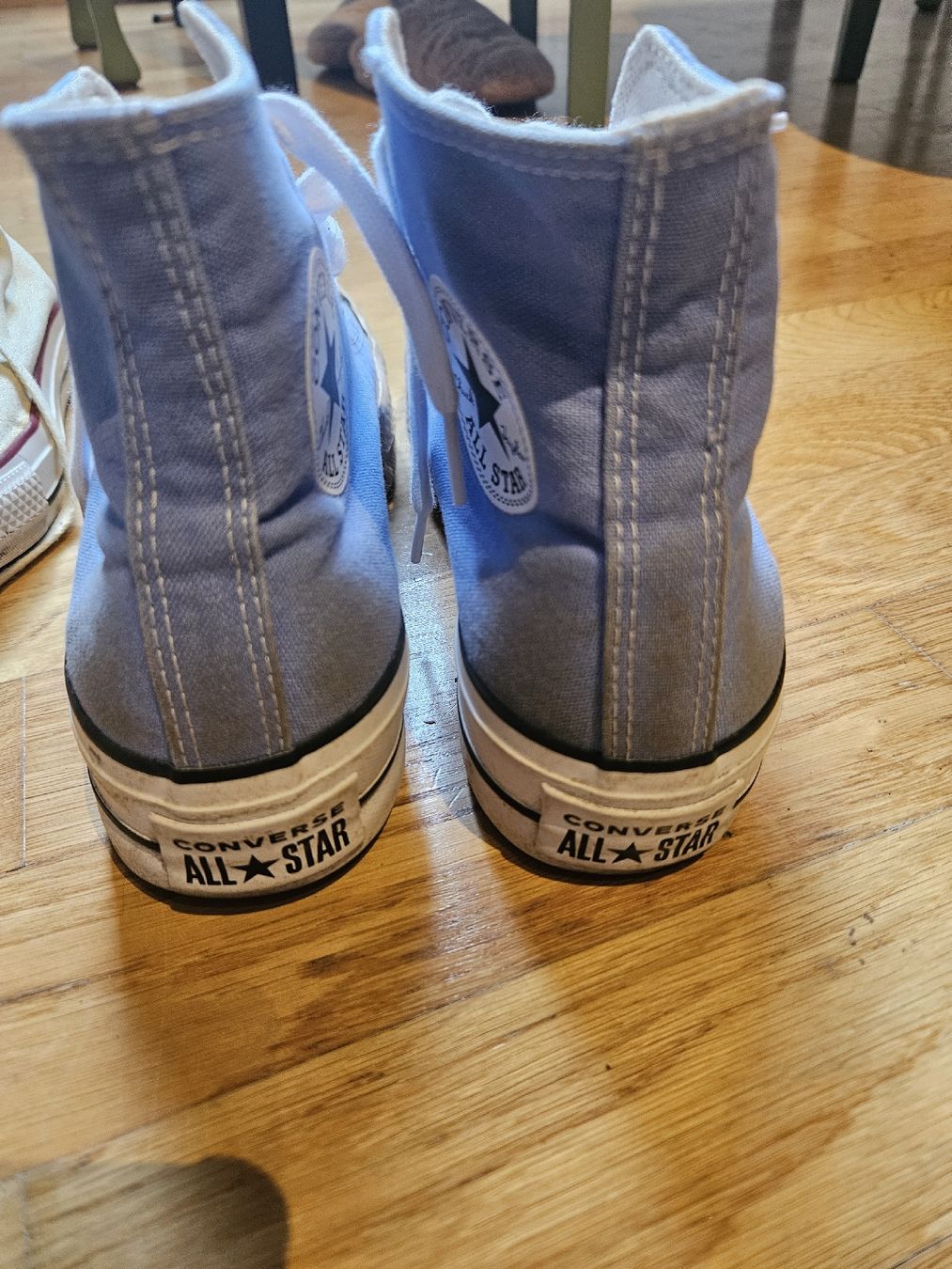 Scarpe da donna: Chuck All Star Converse, diverse Farben, Gr. 38 – Usato da Bern venduto da RCAG 2