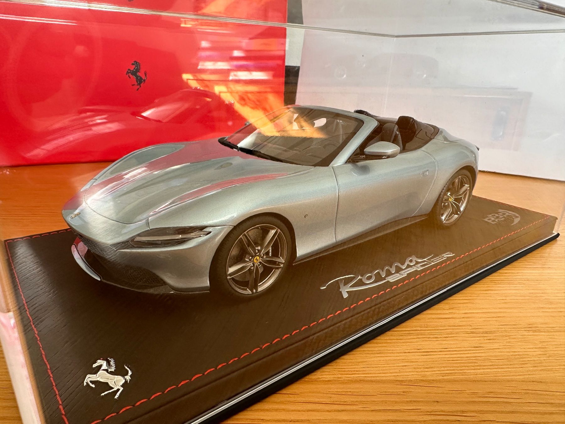 Ferrari Modellautos: Ferrari Roma Spider Grey alloy 1/18 – Neu und originalverpackt aus Stein AR von Krabbe2