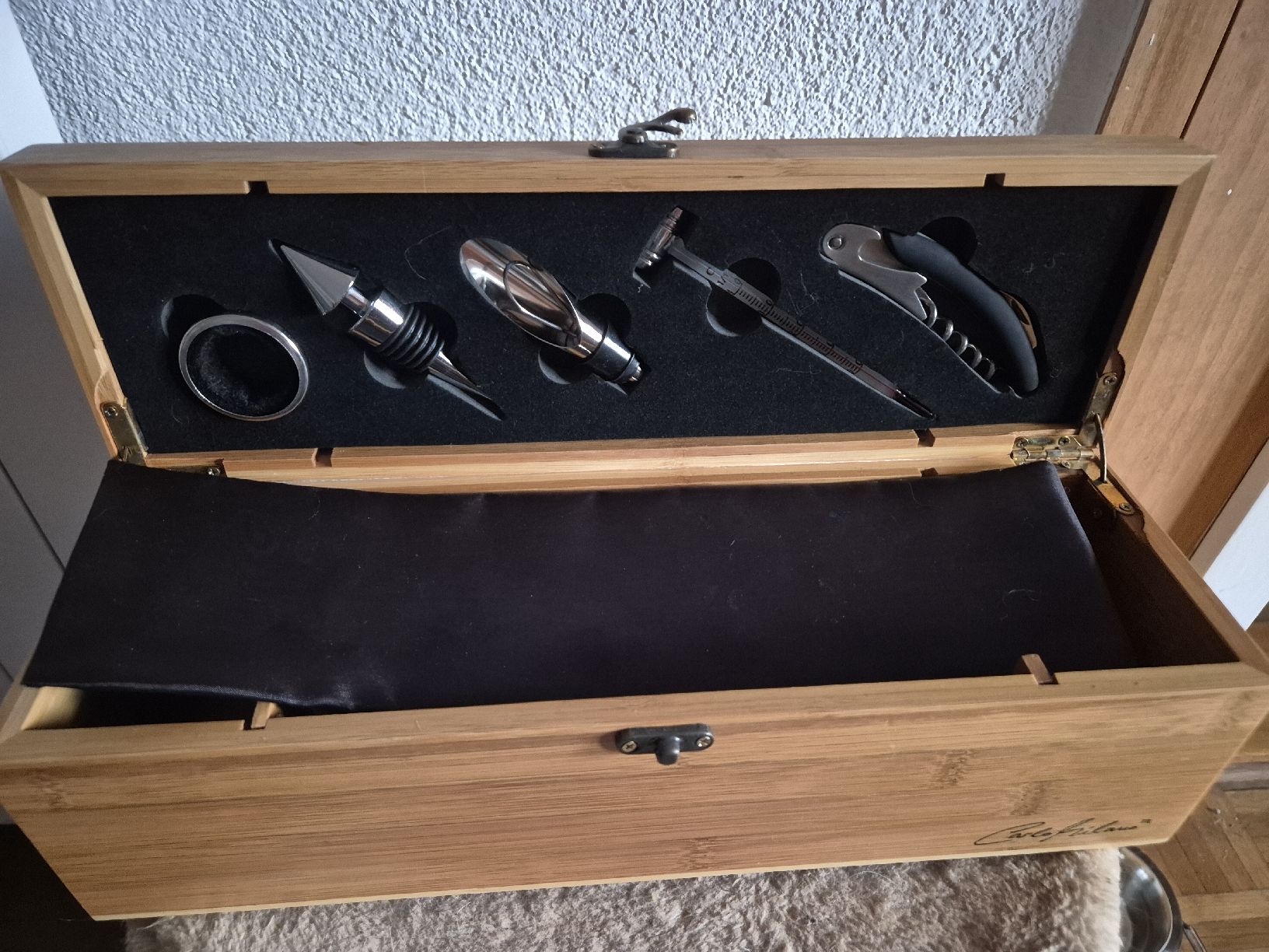 Apribottiglie & Tappi per chiusura: Sommelier-Set neu – Nuovo (secondo la descrizione) da Menziken venduto da Umo61 1