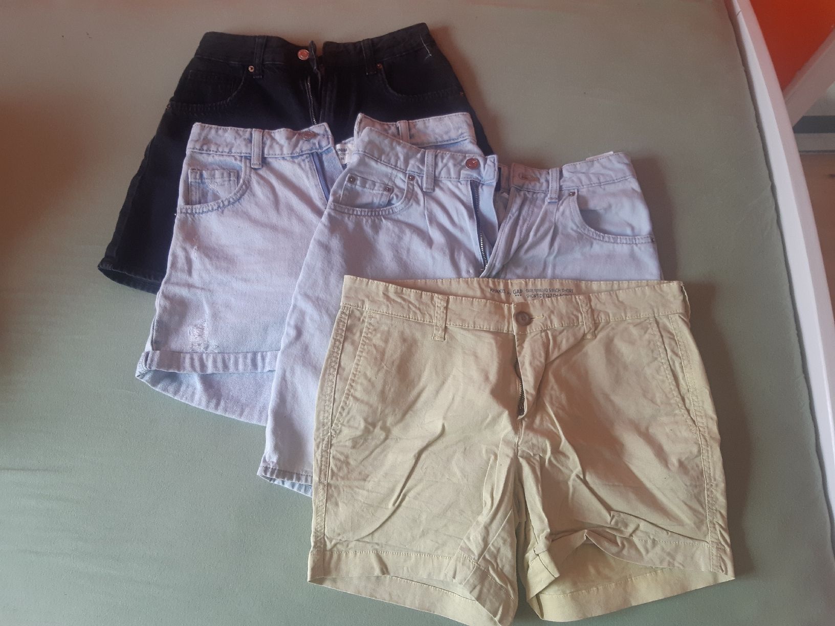 Lotti di vestiti: kurze hosen – Usato da lanzenhäusern venduto da Spychi7