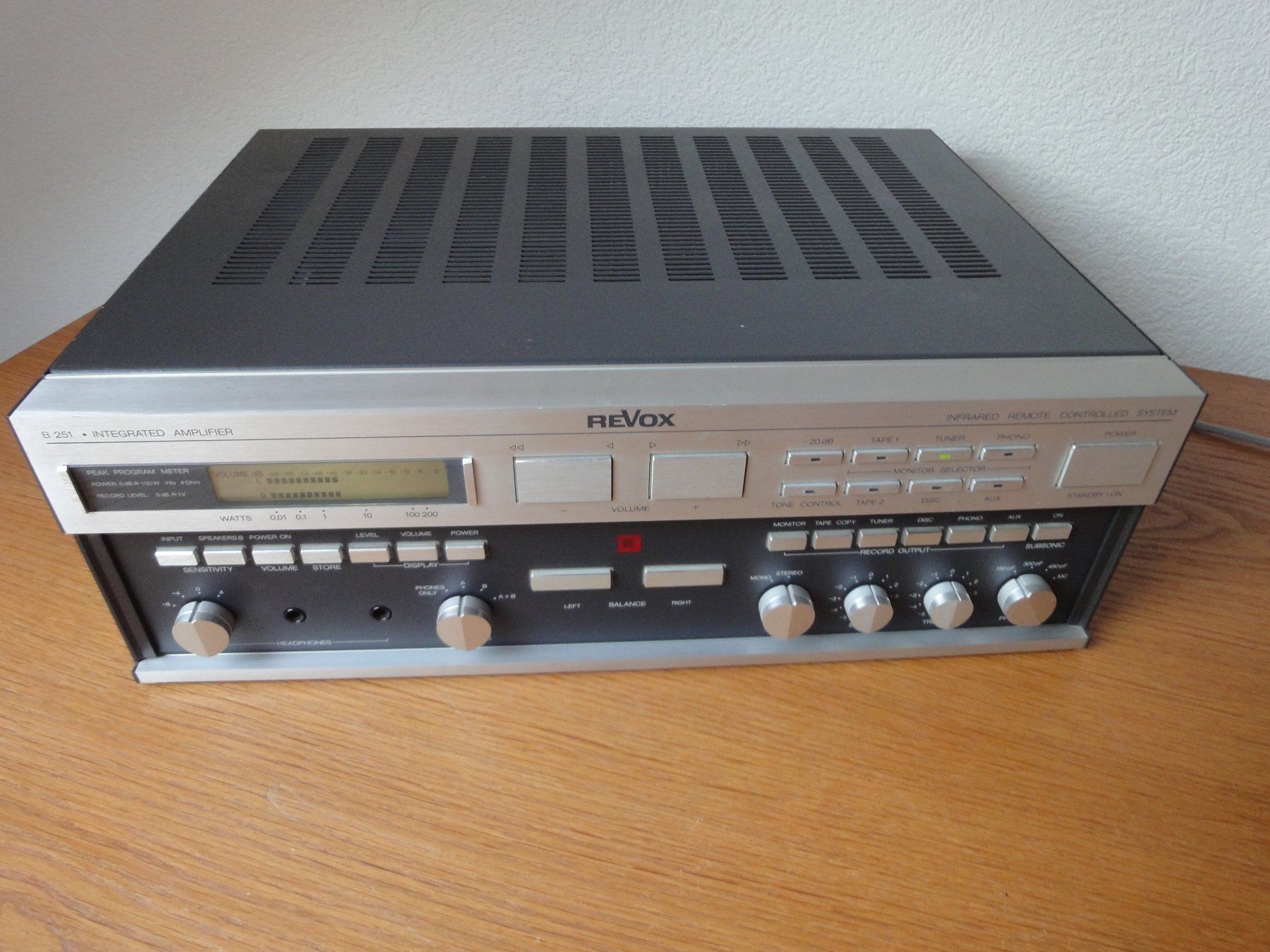 Revox Amplificatori: Studer REVOX B251 B 251 High End Verstärker – Usato da Basel venduto da Rc89