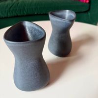 Set de 2 petits vases design | Set of 2 small designer vases