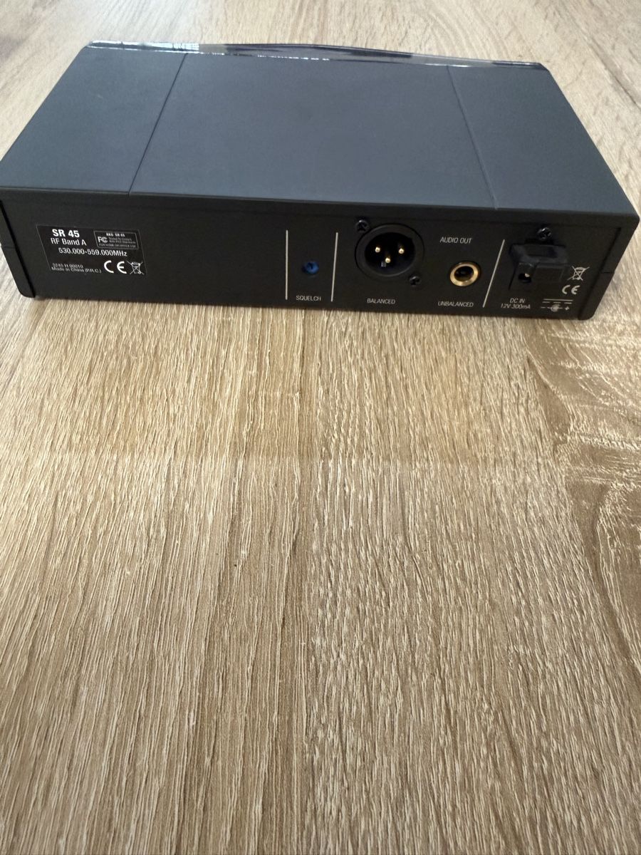 Akg Microfoni: AKG Perception Wireless Set PT45/SR45 - Top Zustand! – Usato da Bern venduto da SrbaS 2
