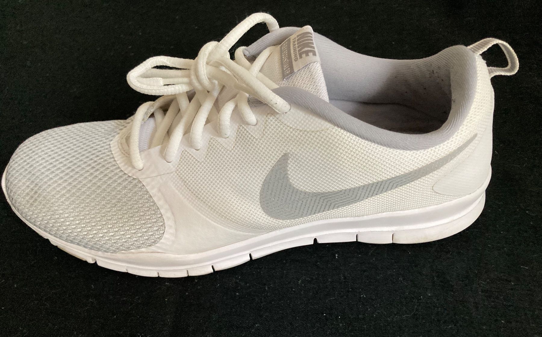 Nike Damenschuhe: Sportschuhe Nike Training Flex Essential TR, Grösse 41 – Gebraucht aus Zürich von Gustavo_Bianco 3