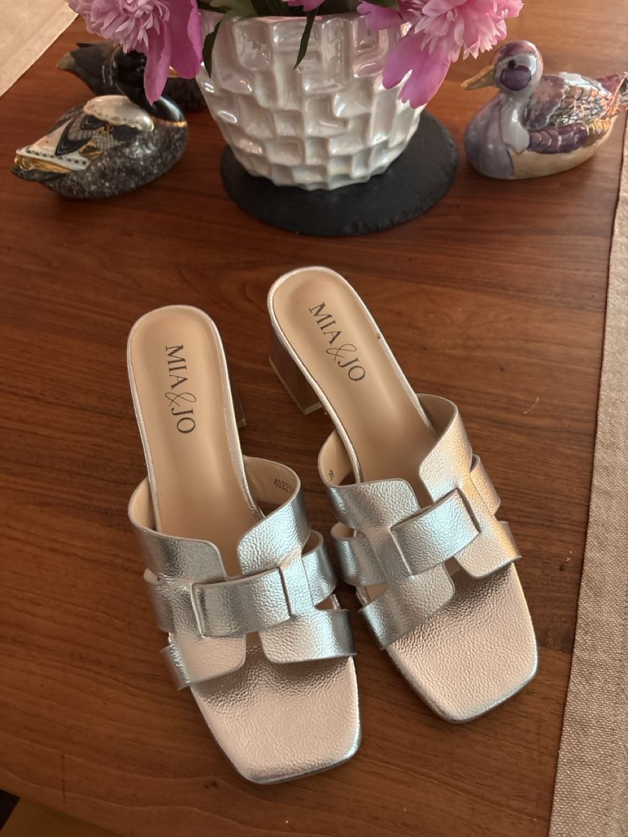 Scarpe da donna: Silberne Mia&Jo Sandalen Grösse 39 – Nuovo (secondo la descrizione) da Embrach venduto da Dmoney