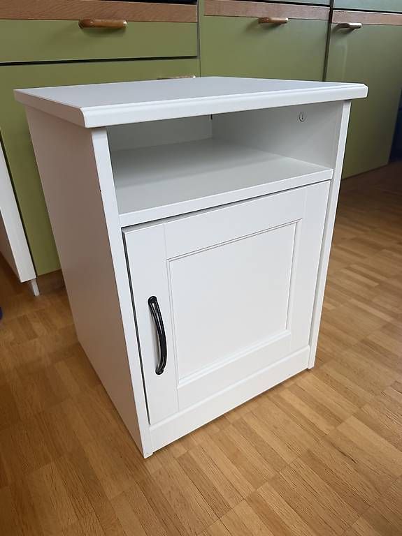 Ikea Tables de nuit: Nachtschrank – D'occasion à Wettingen par pum_xr6g