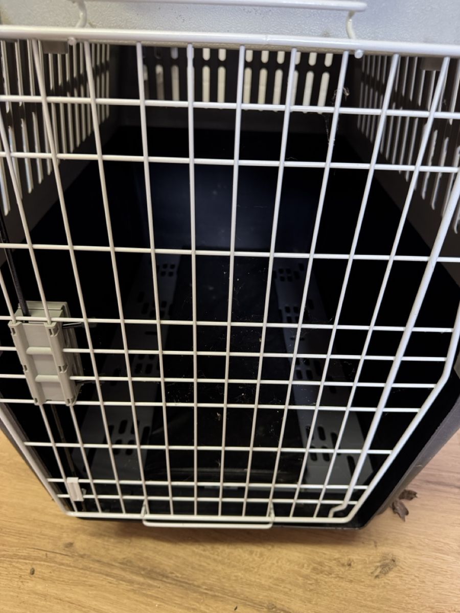 Ferplast Gabbie, trasporto & Sicurezza: Hunde Transportbox Ferplast Atlas Professional – Nuovo (secondo la descrizione) da Luzern venduto da min_9kkz 3