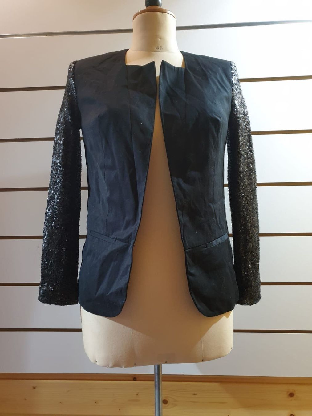 Jacken: Blazer T.38 – Neu (gemäss Beschreibung) aus Grône von Cramouze