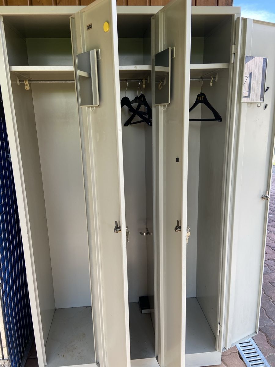 Garderobe: Lot de deux garde-robe  – Gebraucht aus Epauvillers von Crap2 7