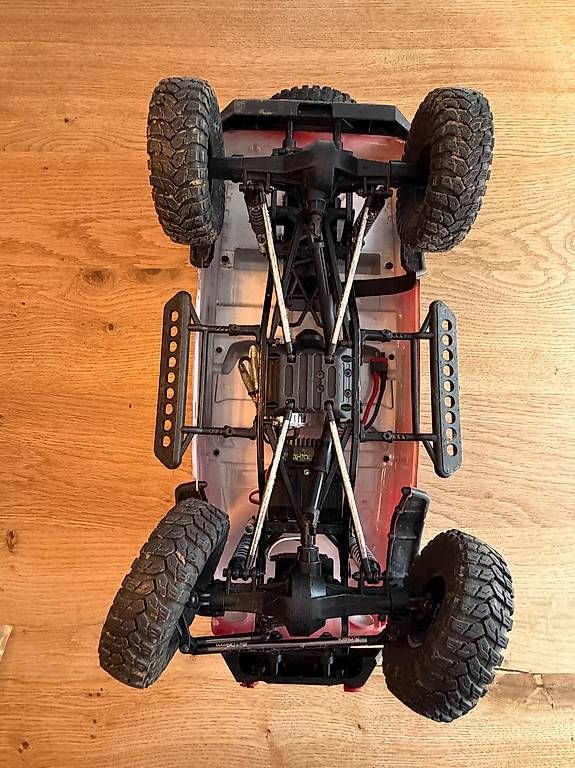 RC Kits de montage: Axial SCX10 Crawler  – D'occasion à Therwil par ste_cs6w 4