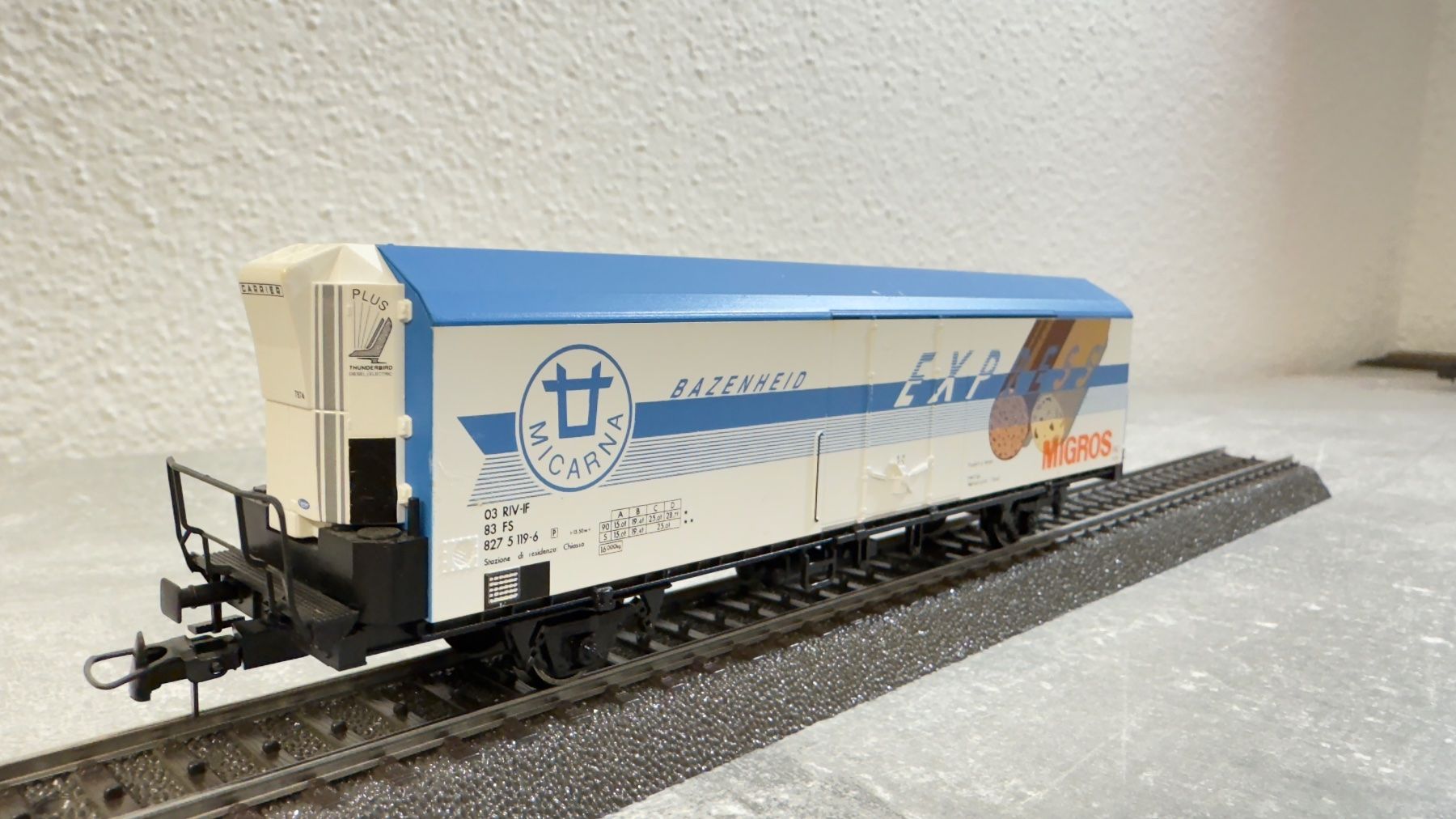 Roco Modellini di ferrovie: Roco Kühlwagen Migros H0 / DC – Usato da Schlieren venduto da rat_lq6b