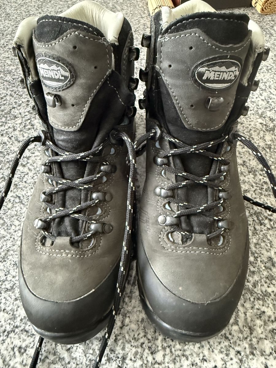 Meindl Scarpe da uomo: Meindl Wanderschuhe 2x getragen – Nuovo (secondo la descrizione) da Knonau venduto da Srisis