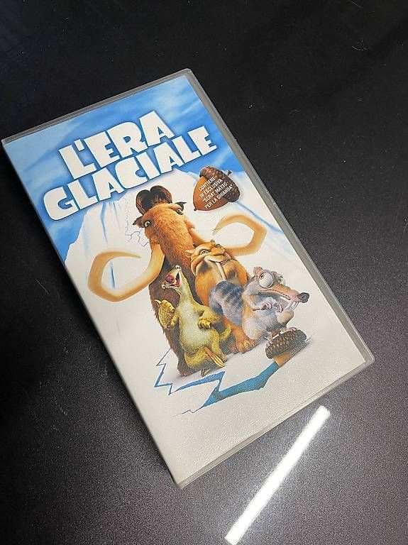 Tutti i VHS: vhs videocassetta Walt Disney – Usato da Torricella venduto da Djapple 1
