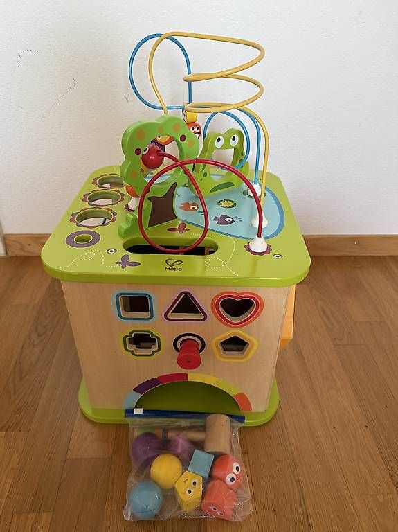Spielzeuge: Hape Motorikwürfel "kleine Tierchen" – Gebraucht aus Zürich von yueluescher 1