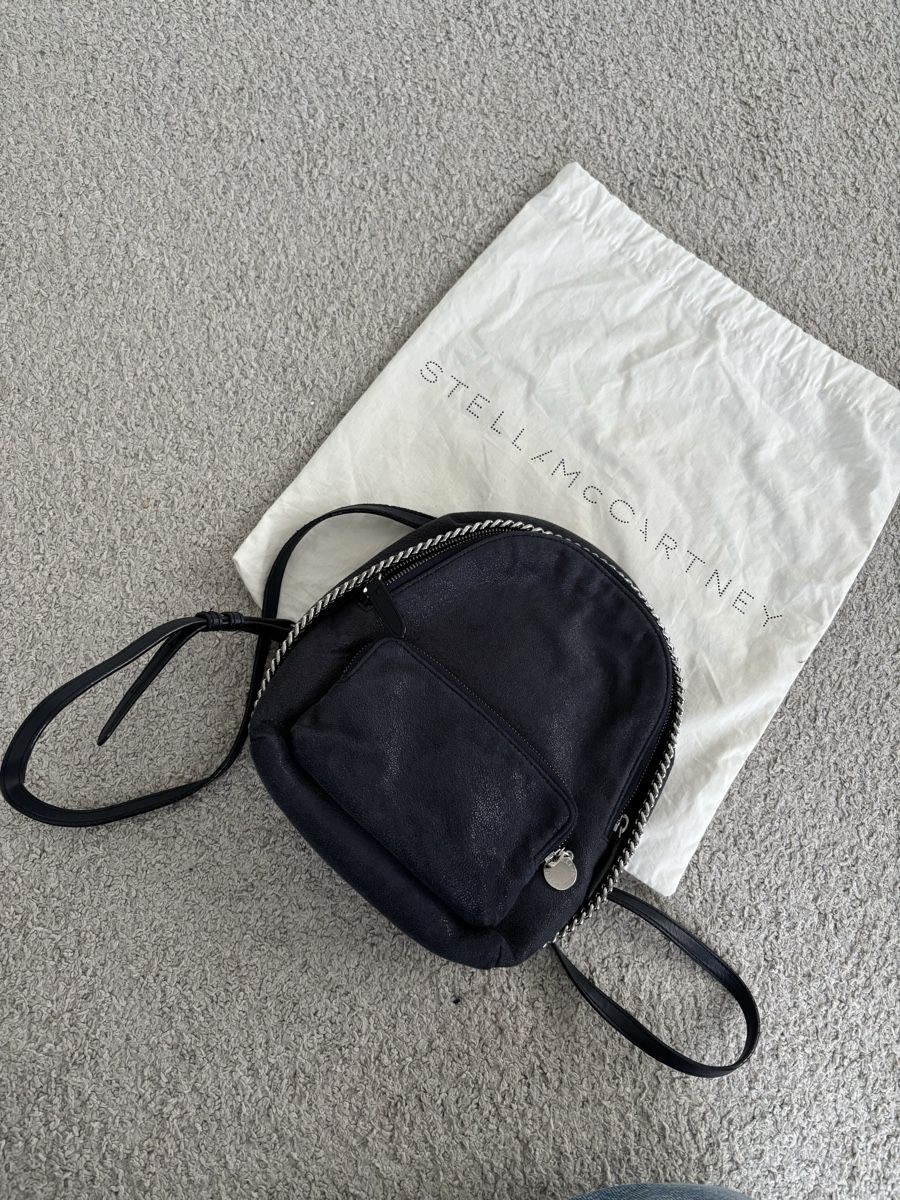 Zaini: Stella McCartney Falabella Mini Backpack – Usato da Riva San Vitale venduto da Margherita81