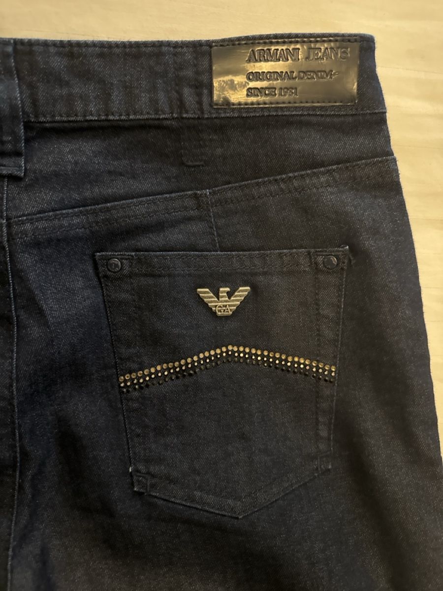 Armani Jeans: Armani Jeans, taille 29, super coupe, comme neuf! – Nuovo (secondo la descrizione) da Dübendorf venduto da nbsaiso 2