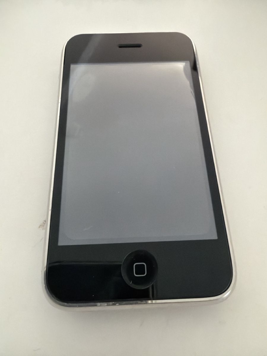 Apple Telefoni cellulari / Smartphones: G 758 ) I Phon 3 S – Usato da Diepoldsau venduto da Ganthammer 1