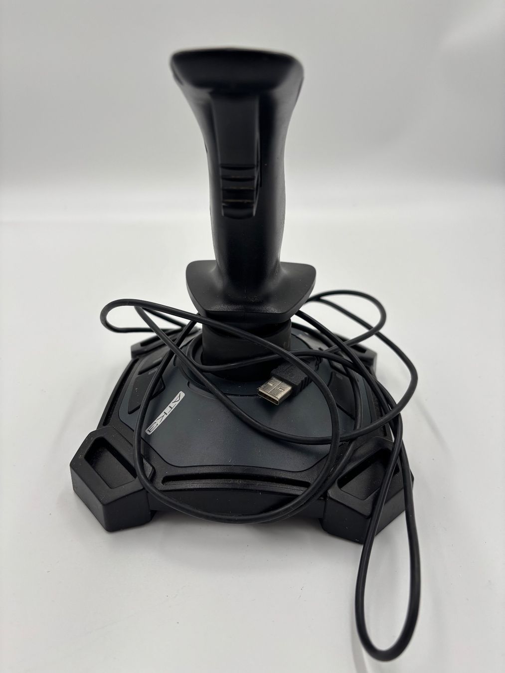 Logitech Manettes: Joystick Attack 3 (Logitech) pour PC – Défectueux à Delémont par Loccaze2015 2