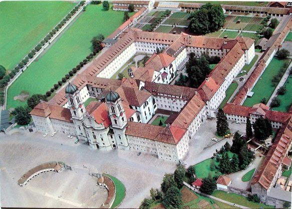 Cartoline postali: EINSIEDELN Flugaufnahme – Usato da Jona venduto da philajona