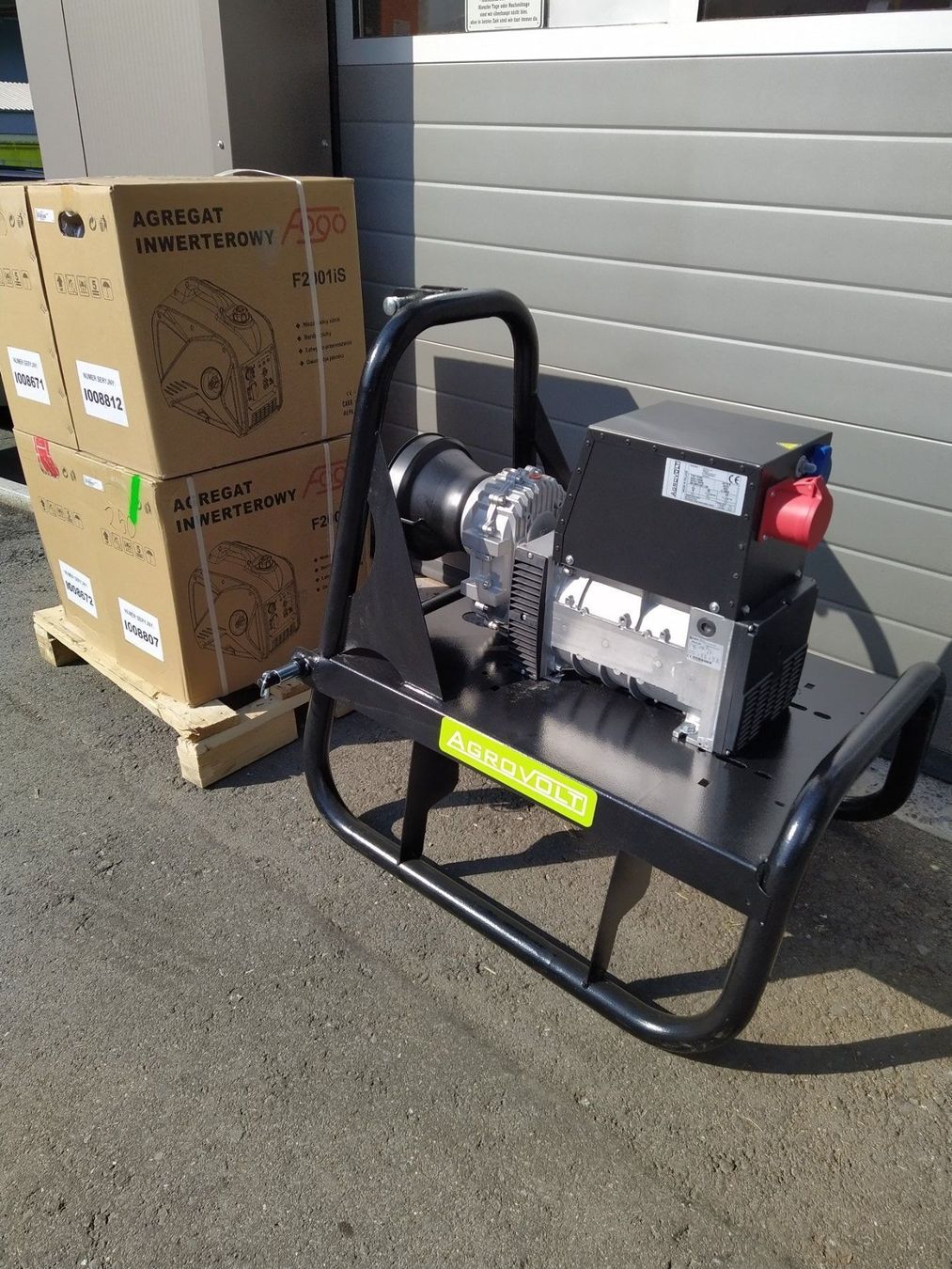 Generatori di corrente: Zapfwellengenerator 18 KVA mit AVR – Nuovo e nell'imballaggio originale da Kastanienbaum venduto da acapulco 4