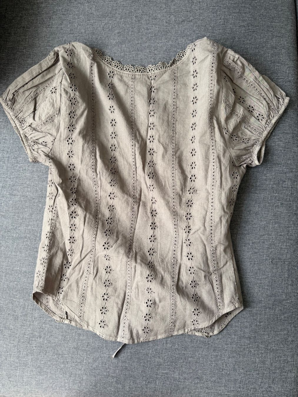 Camicette: Hübsches Bindeblüschen Kimchi Blue Gr M neu – Nuovo (secondo la descrizione) da Zürich venduto da Pony74 3