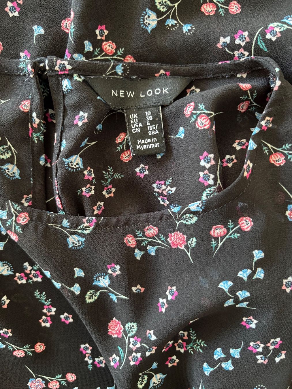Top: Blouse – Usato da Arbaz venduto da CicciStore 2