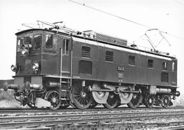 Personenzuglokomotive SBB Ae 3/6 II Zug Bahn