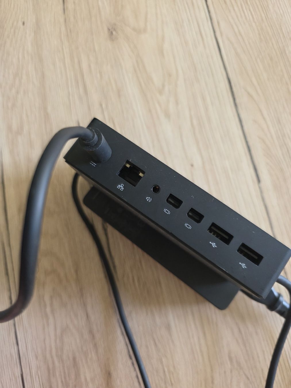 Microsoft Docking station: Surface Ladegerät Doking Station Microsoft – Usato da Affoltern am Albis venduto da DM-3 2